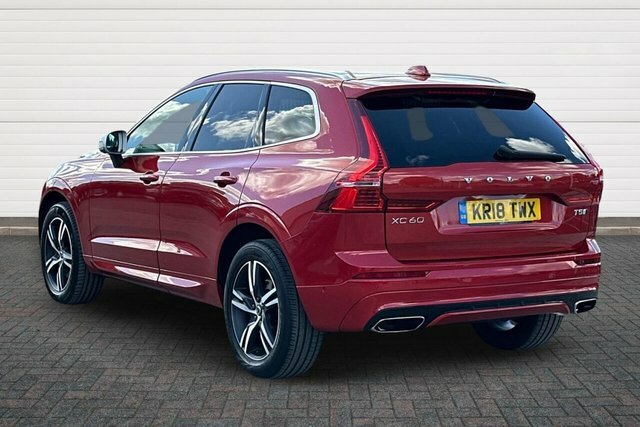 Volvo XC60 T5 R-design Suv Red #5