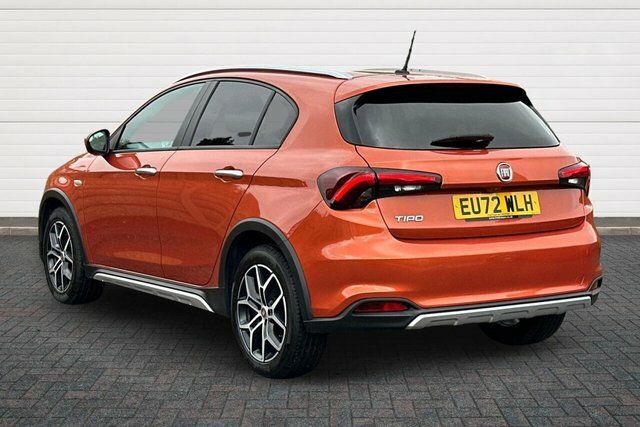 Fiat Tipo Cross Hatchback Orange #5