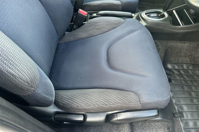 Honda Jazz 1.4 I-vtec Es Plus Cvt Black #42