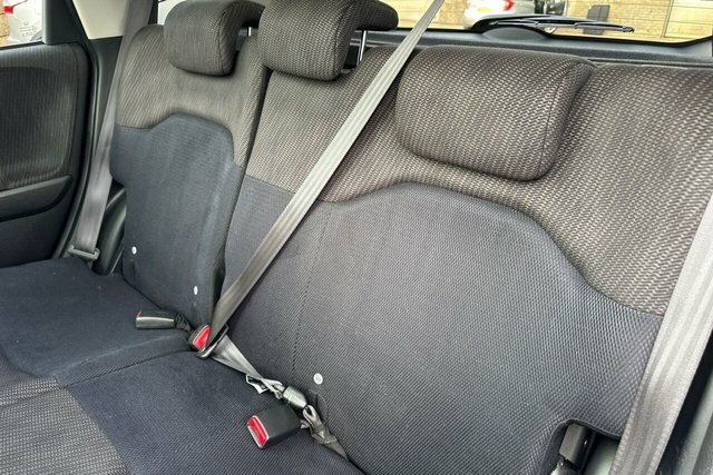 Honda Jazz 1.4 I-vtec Es Plus Cvt Black #17