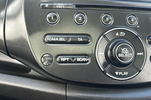 Honda Jazz 1.4 I-vtec Es Plus Cvt Black #46