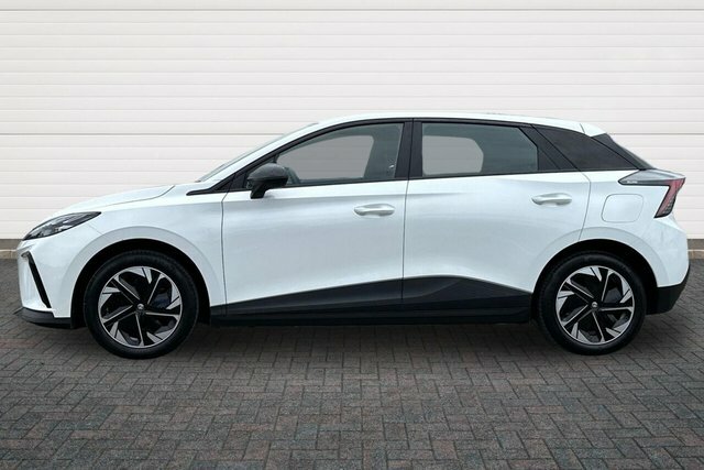 MG MG4 Se Long Range Hatchback White #6