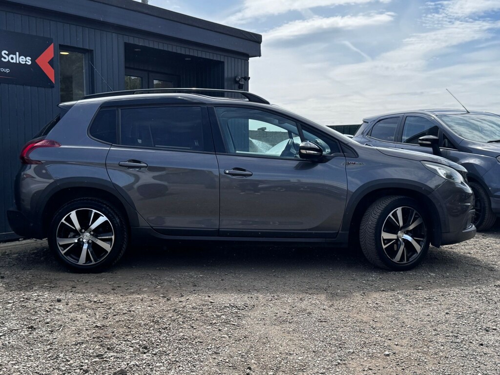Peugeot 2008 Suv Peugeot 2008 1.2 Puretech Gt Line Suv Petr Grey #2