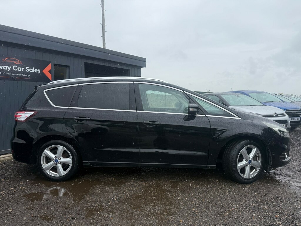 Ford S-Max Mpv 2.0 Tdci Titanium Mpv Euro 6 EO16YLT Black #2
