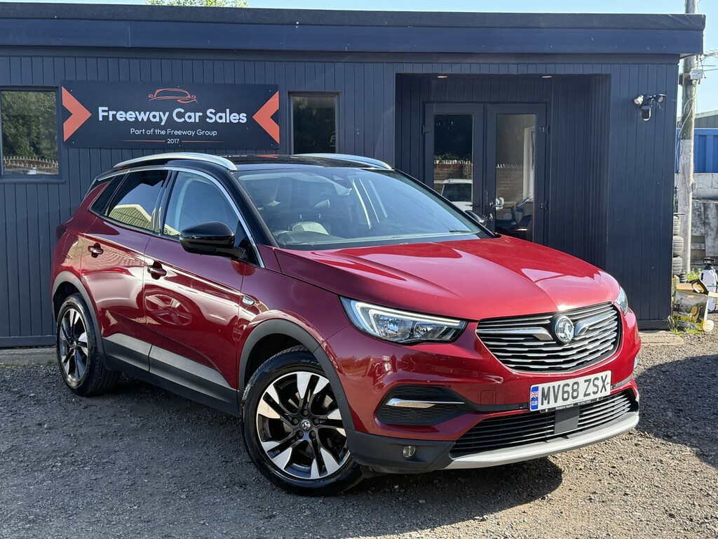 Vauxhall Grandland X Suv 1.2 Turbo Sport Nav Suv Euro Red