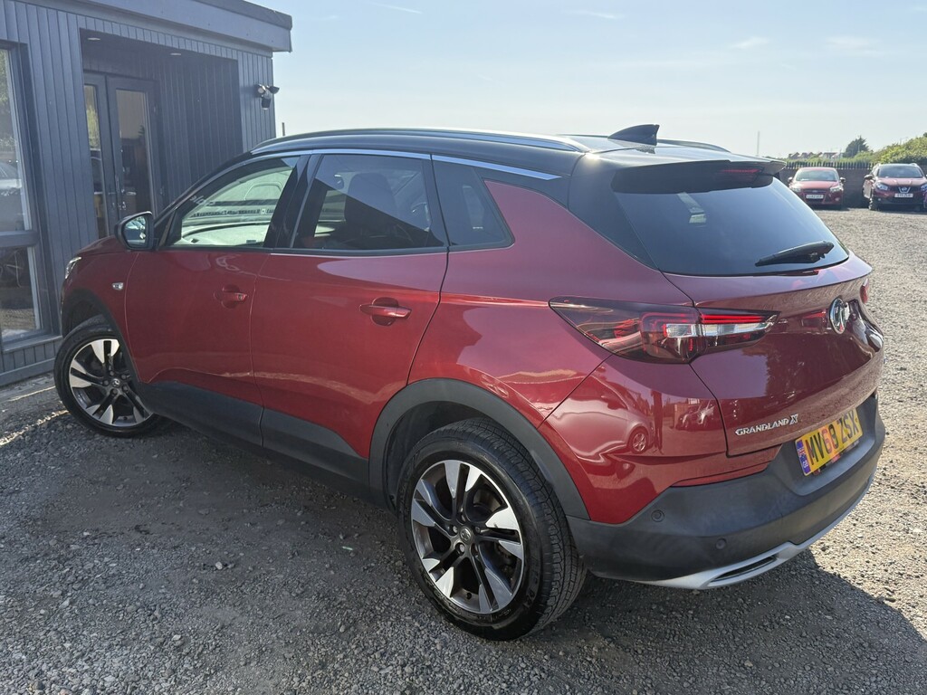 Vauxhall Grandland X Suv 1.2 Turbo Sport Nav Suv Euro MV68ZSX Red #3