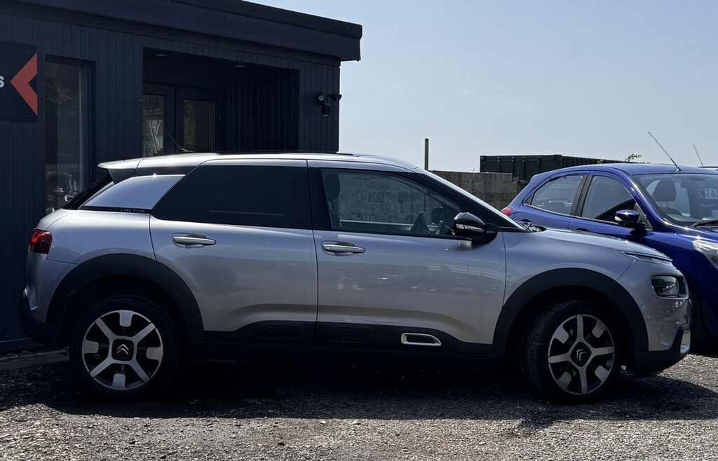 Citroen C4 Cactus Hatchback 1.2 Puretech Flair Hatchback KJ68UTL Grey #3