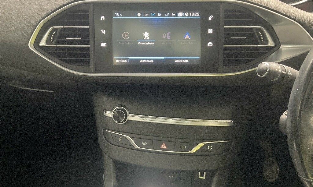Peugeot 308 1.2 Puretech Gpf Allure Hatchback Manua Red #6
