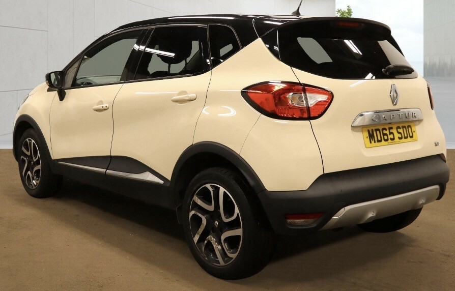 Renault Captur 1.2 Tce Energy Signature Nav Suv E White #4