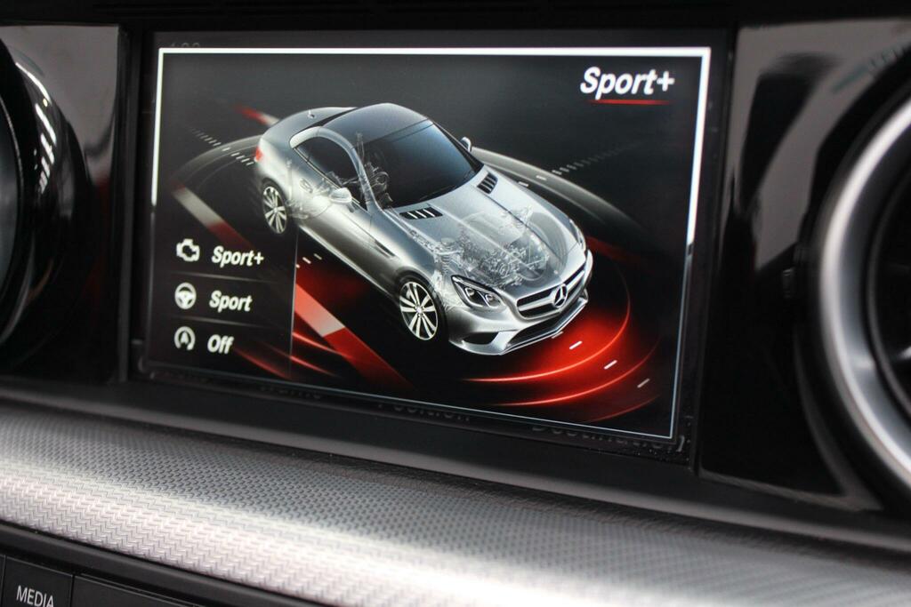 Mercedes-Benz SLC 2.0 Slc200 Amg Line G-tronic Euro 6 Ss White #57