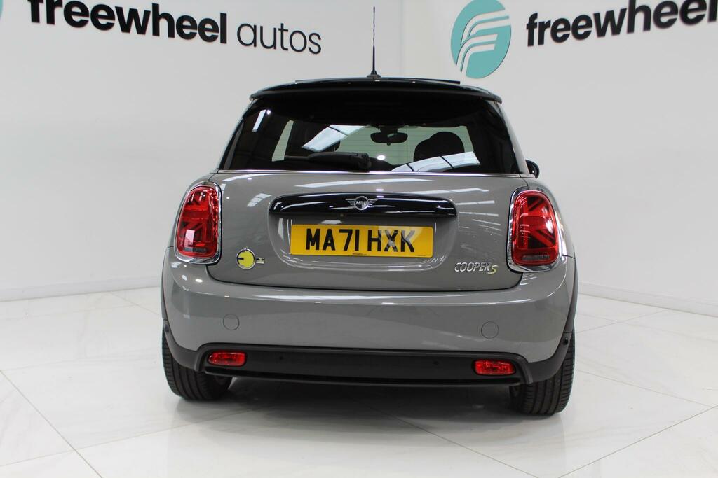 Mini Electric Hatchback Green #82