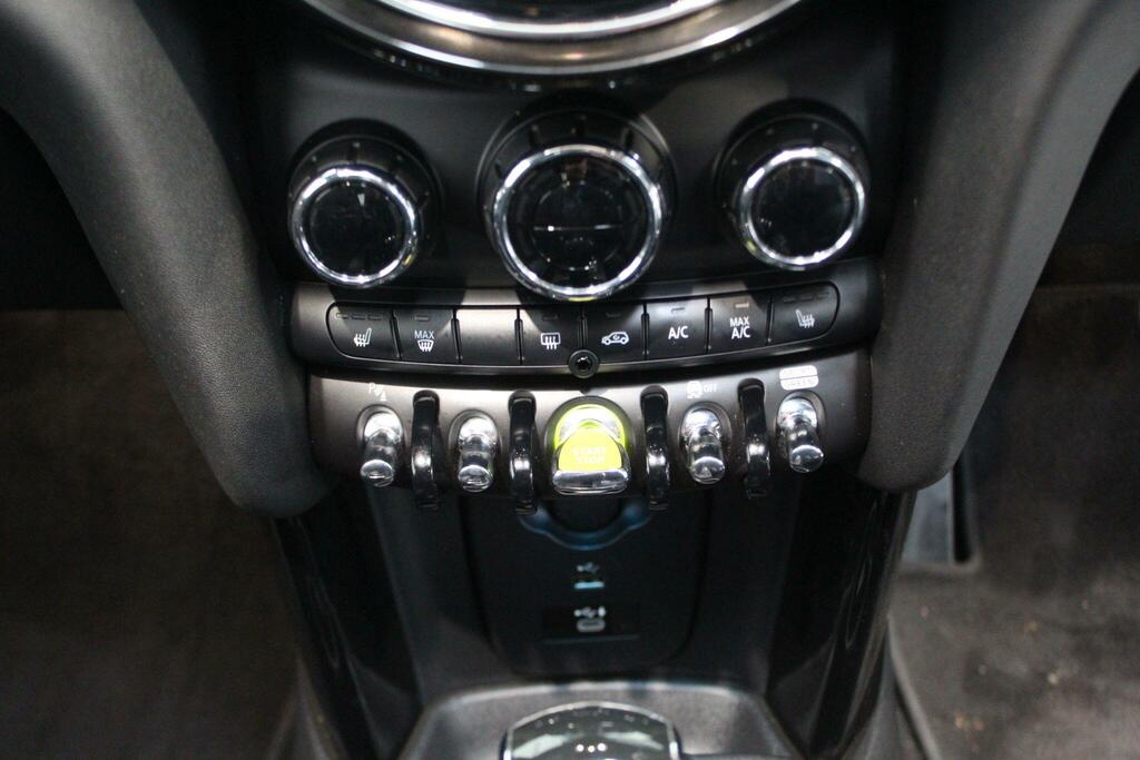 Mini Electric Hatchback Green #48