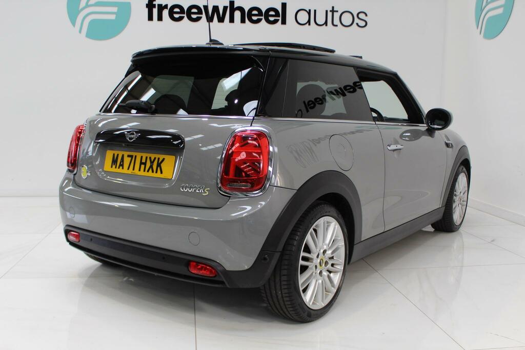 Mini Electric Hatchback Green #81