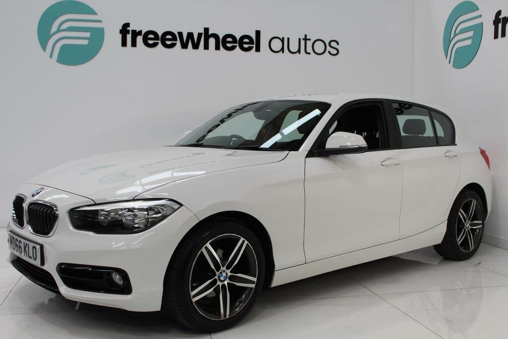 BMW 1 Series Sport White