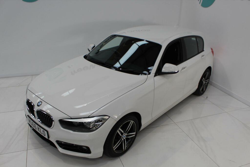BMW 1 Series Sport White #6