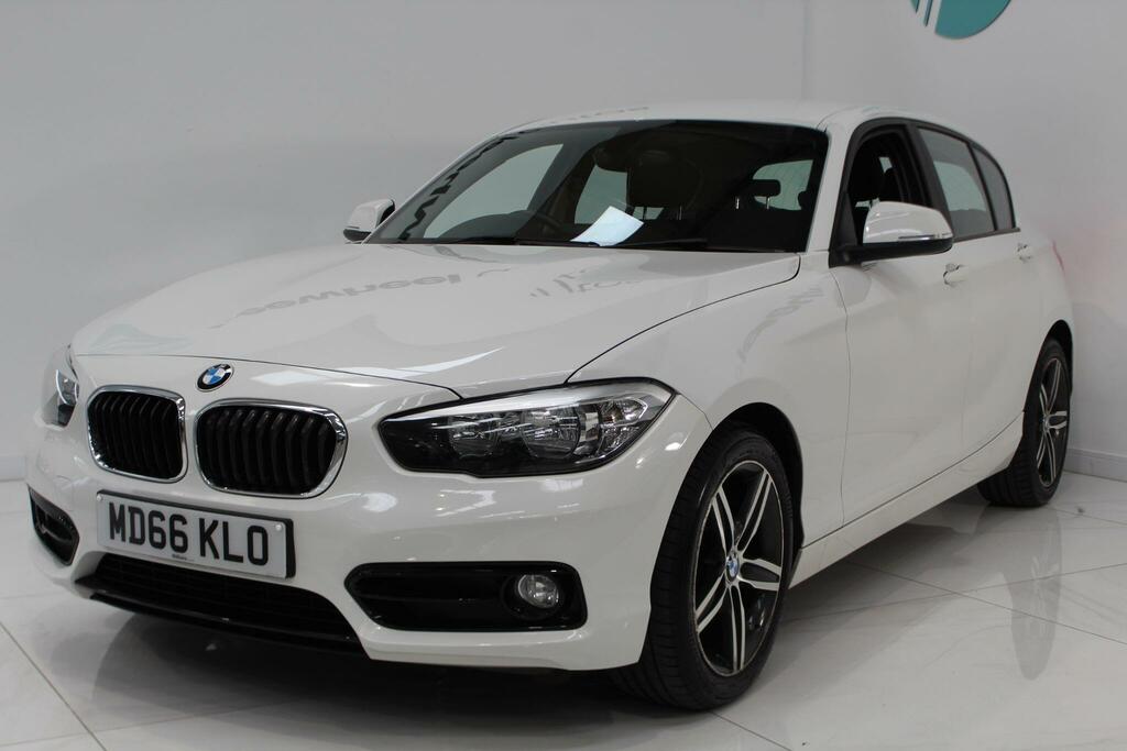 BMW 1 Series Sport White #2