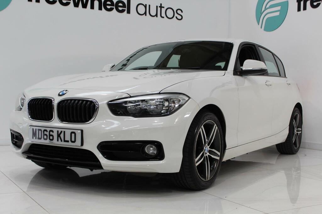 BMW 1 Series Sport White #4