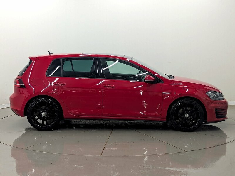 Volkswagen Golf Tdi Bluemotion Tech Gtd CGZ2779 Red #2