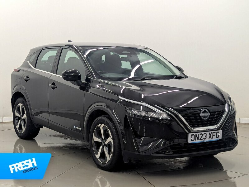 Nissan Qashqai H E-power Acenta Premium Black