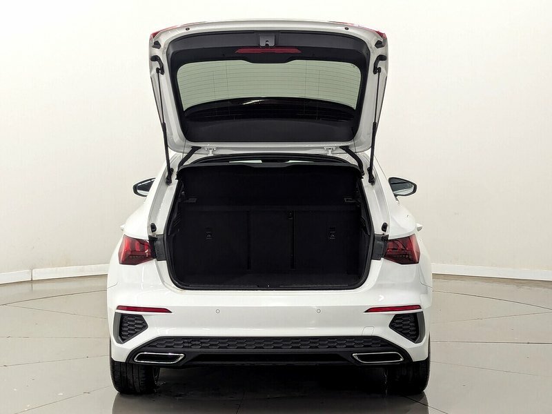 Audi A3 Tfsie S Line YD21KKV White #4
