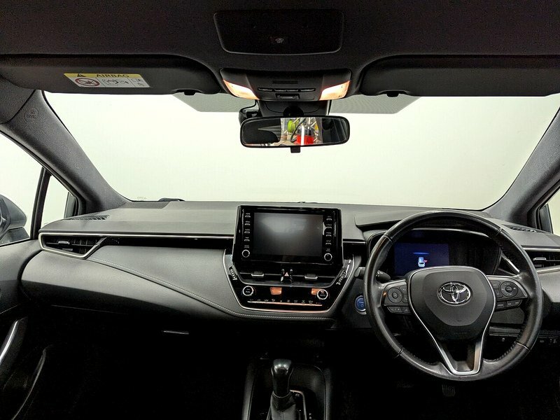 Toyota Corolla Vvt-h Icon Tech FG70PKJ White #3
