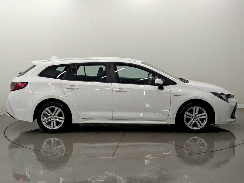 Toyota Corolla Vvt-h Icon Tech FG70PKJ White #2
