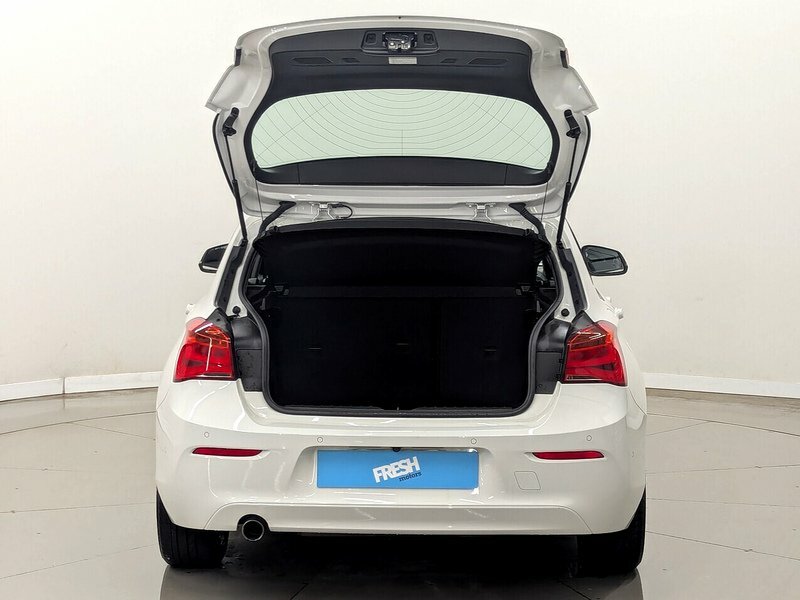 BMW 1 Series 118I Sport White #4