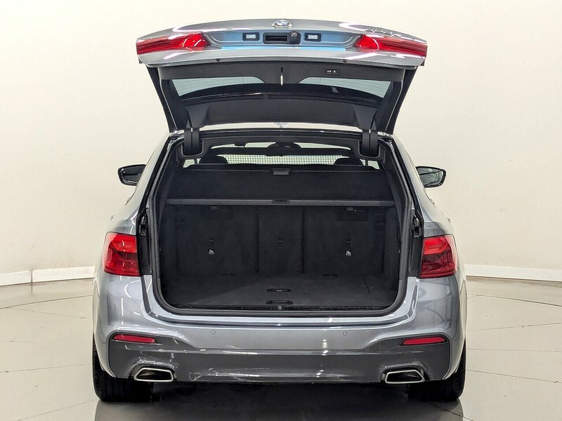 BMW 5 Series 523D M Sport Touring Grey #4