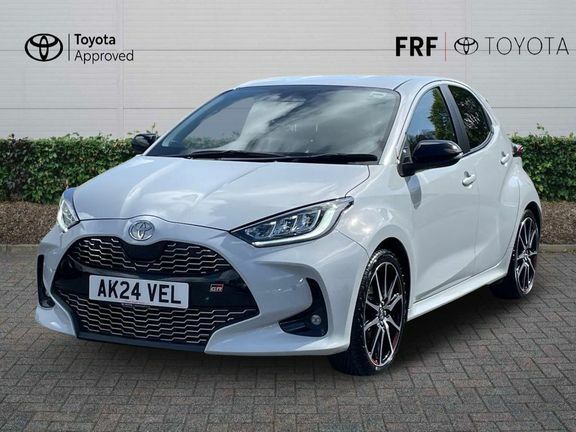 Toyota Yaris Gr Sport Safety Pack AK24VEL Grey #3