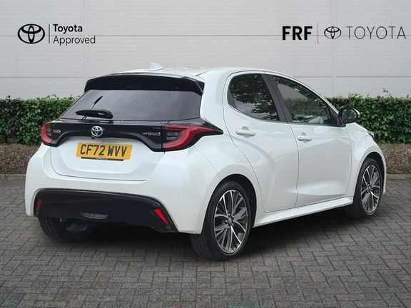 Toyota Yaris Excel CF72WVV White #2