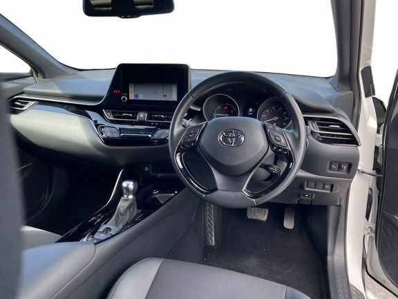 Toyota C-Hr Design 2.0 CA72BPV White #6