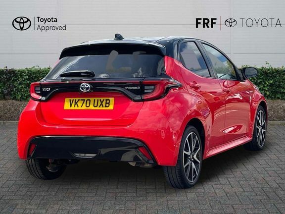 Toyota Yaris Yaris Launch Edition 1.5 Hybri VK70UXB #2