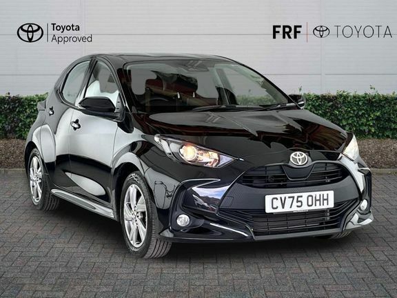 Toyota Yaris Icon Black