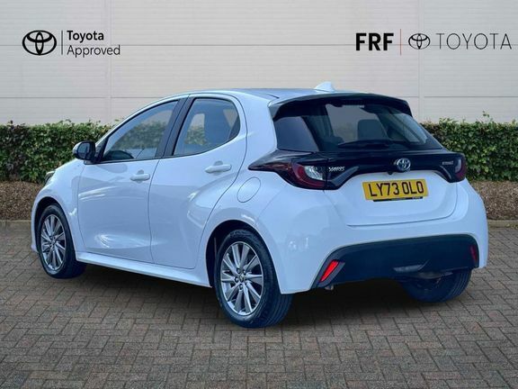 Toyota Yaris Icon Navi LY73OLO White #4
