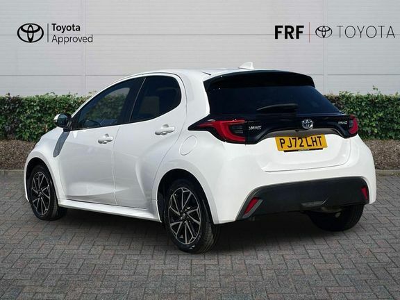 Toyota Yaris Design PJ72LHT White #4