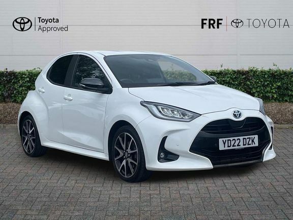 Toyota Yaris Dynamic 1.5 Hybrid White