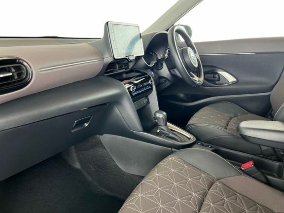 Toyota Yaris Cross 1.5 Vvt-h Excel E-cvt Euro 6 Ss CP73ONZ White #5