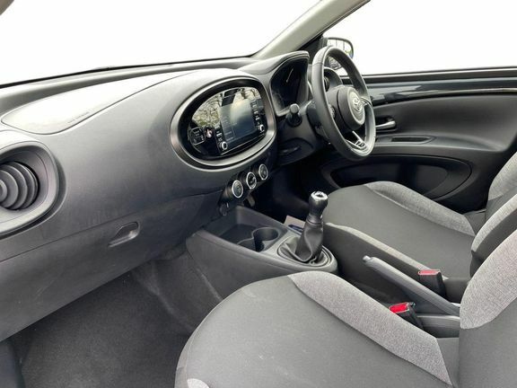 Toyota Aygo X Pure Manual LO72AHV Black #5