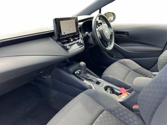 Toyota Corolla Corolla Commercial 1.8 Hybrid YD24GFJ White #5