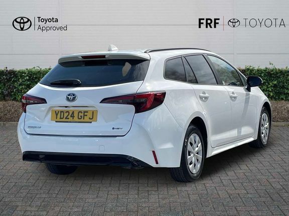 Toyota Corolla Corolla Commercial 1.8 Hybrid YD24GFJ White #2