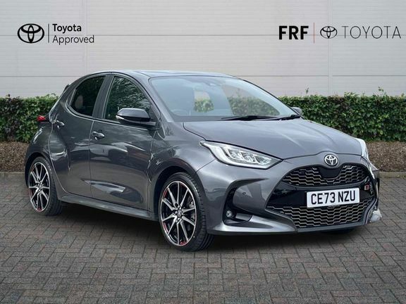 Toyota Yaris Gr Sport City Grey