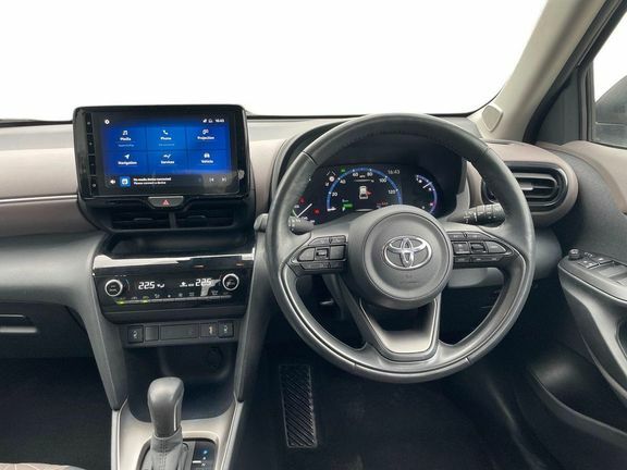 Toyota Yaris Cross Excel Fwd CV72ZGY Silver #6