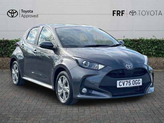 Toyota Yaris Icon Grey