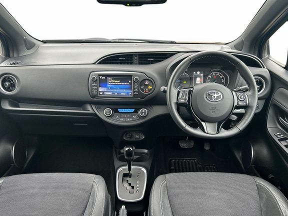 Toyota Yaris Excel 1.5 Hybrid Blue #6