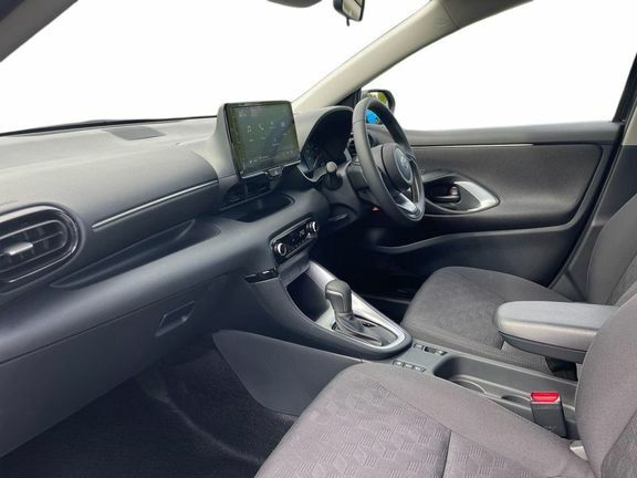 Toyota Yaris Icon Black #5