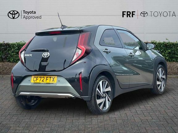 Toyota Aygo X Exclusive Automatic CF72FTX Green #2