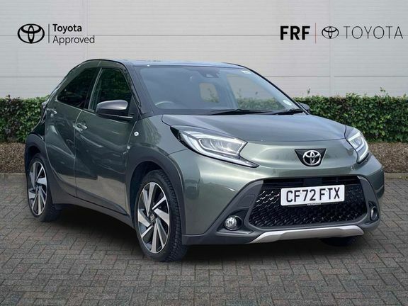 Toyota Aygo X Exclusive Automatic Green