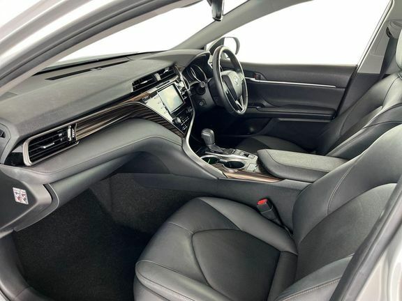 Toyota Camry Excel 2.5 Hybrid Silver #5