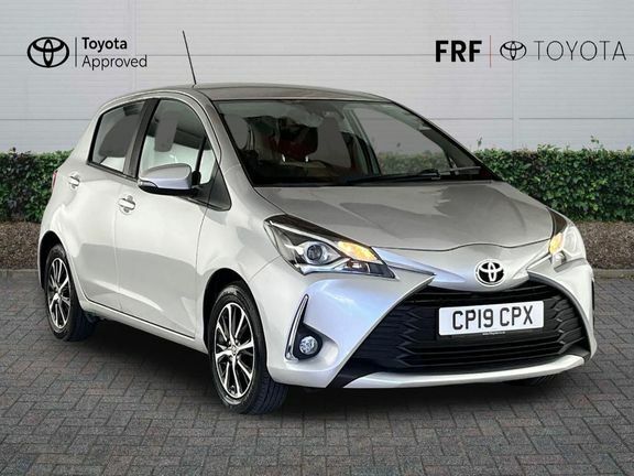 Toyota Yaris 1.5 Vvt-i Icon Tech Cvt Euro 6 Silver