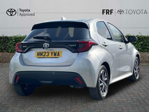 Toyota Yaris Design MM23YWA Silver #2